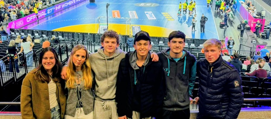 Engagement für die Zukunft: Unser Club 100 fördert neue Jugendtrainer!