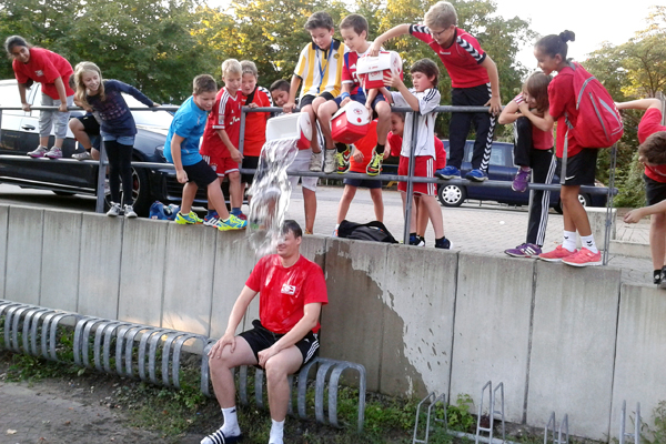 September 2014 | Ice-Bucket-Challenge geht rum